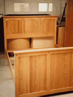 Amish Custom Made Oak Flat Panel Bed with Decline