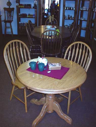 Amish Made Round Oak Table