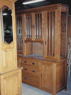 Amish Custom Made Oak Virginia with Mission Mullioned Doors