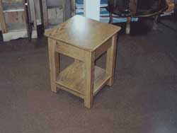 Amish Custom Made Oak Shaker End Table